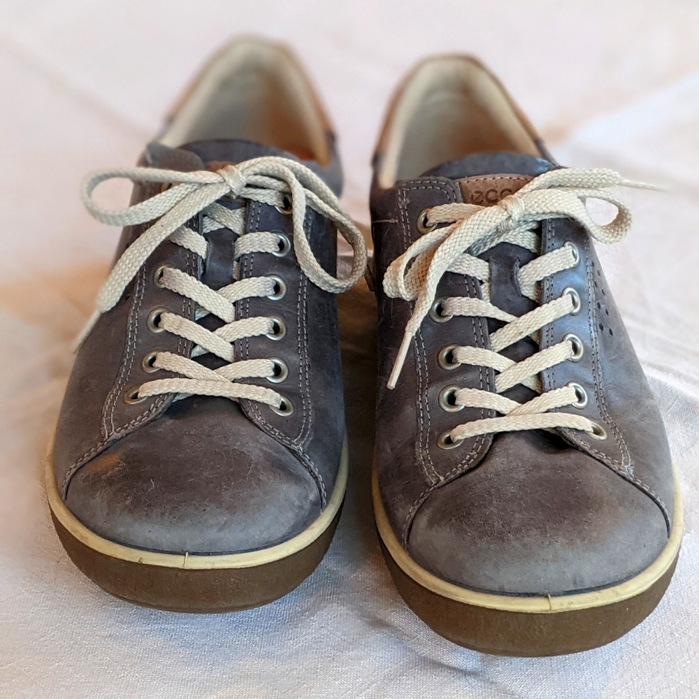 Ecco pewter blue sneakers EU SIZE 42 / W11 -11.5